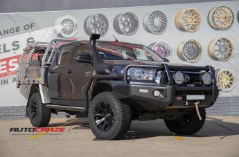 TOYOTA HILUX N80 4WD HE901 SATIN BLACK DARK TINT